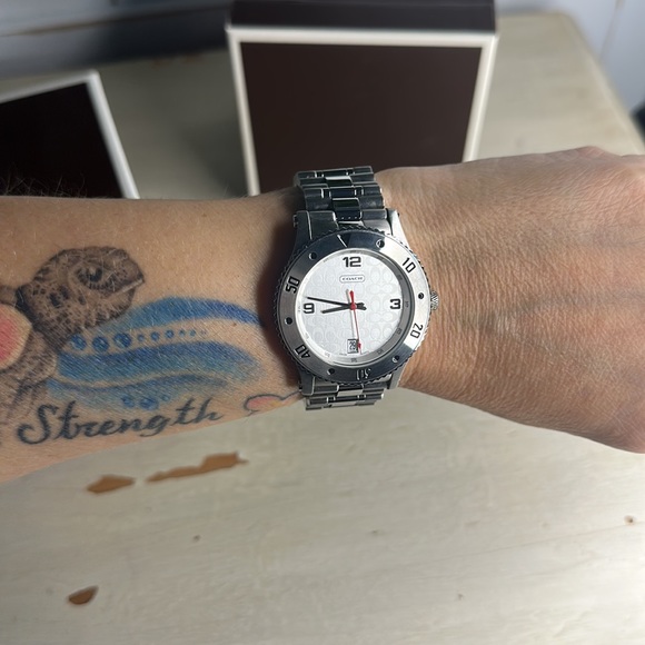 Coach Signature Women's Stainless Steel Quartz Bracelet Watch 14501196 - Picture 6 of 6